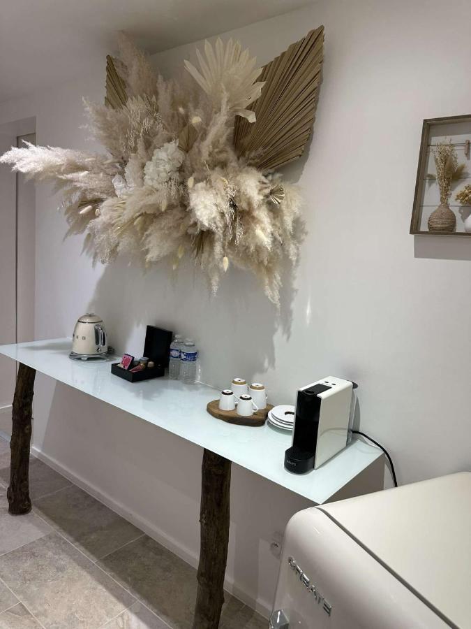 Appartement Jacuzzi Prive Avignon Extérieur photo