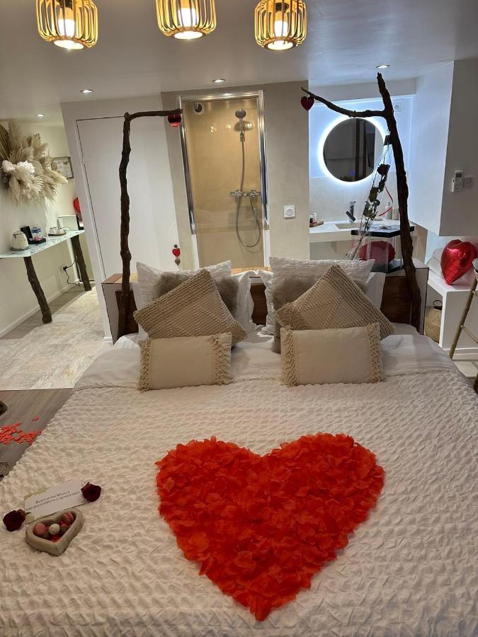 Appartement Jacuzzi Prive Avignon Extérieur photo